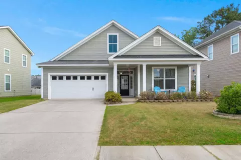 532 Crossland Dr, Moncks Corner, SC 29461