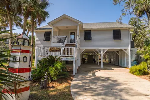 864 Club Cottage Rd, Edisto Island, SC 29438