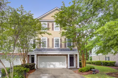 147 Palm Cove Way, Mount Pleasant, SC 29466