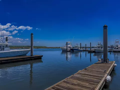 3702 Dock Site Rd #B 11, Edisto Island, SC 29438