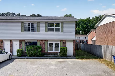 519 Parkdale Dr #L, Charleston, SC 29414