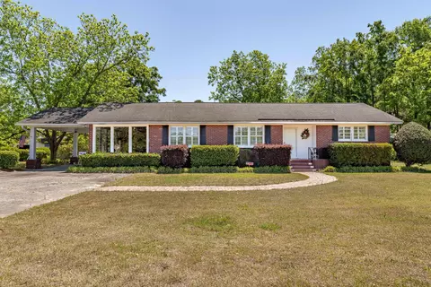 713 Harlin St, Elloree, SC 29047