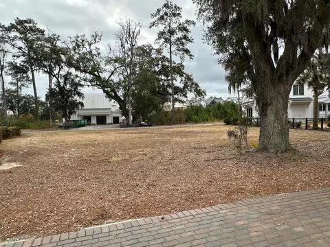 225 Vinson Rd, Bluffton, SC 29910