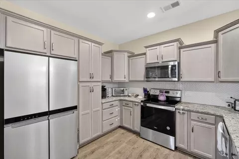 Kitchen - 426 Thoroughbred Dr, Moncks Corner, SC 29461 photo 1 of 3