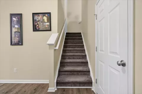 Entry Way - 426 Thoroughbred Dr, Moncks Corner, SC 29461 photo 4 of 9