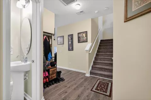 Entry Way - 426 Thoroughbred Dr, Moncks Corner, SC 29461 photo 2 of 9