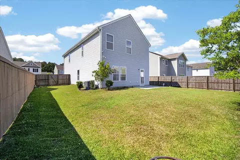 Exterior - 426 Thoroughbred Dr, Moncks Corner, SC 29461 photo 6 of 8