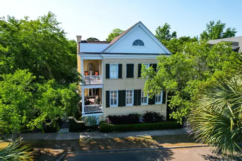 66 Sowell St, Mount Pleasant, SC 29464