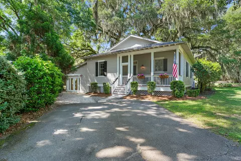 11 Ladys Walk, Ladys Island, SC 29907