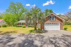 481 School St, Ridgeville, SC 29472