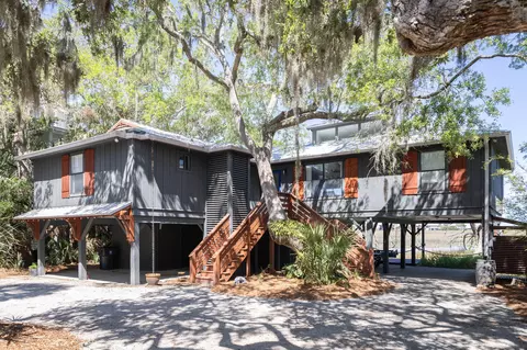 1205 Jungle Rd, Edisto Island, SC 29438