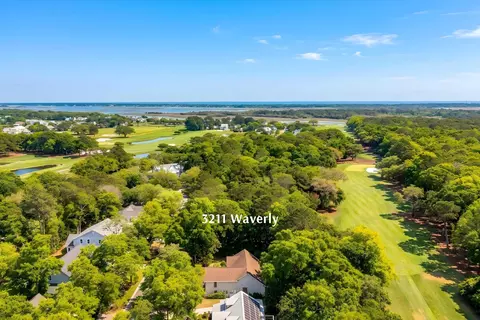 3211 Waverly Ln, Johns Island, SC 29455