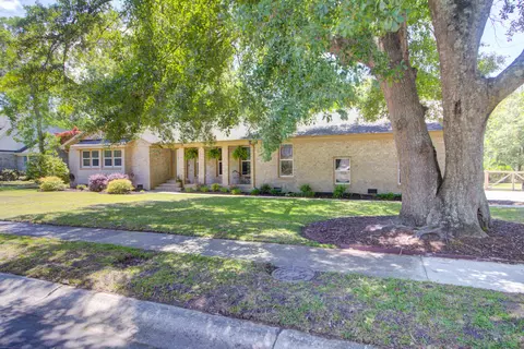 2252 Forest Lakes Blvd, Charleston, SC 29414