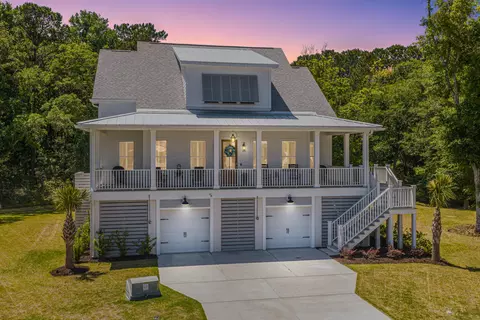 1087 Capersview Ct, Awendaw, SC 29429