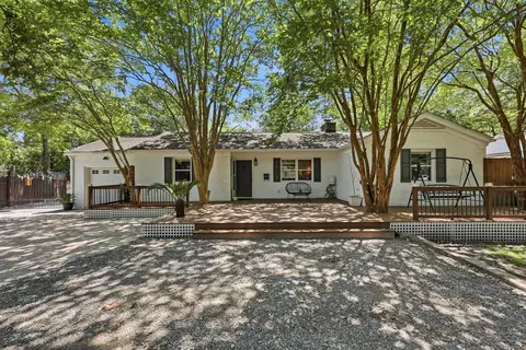 1215 Wimbee Dr, Charleston, SC 29407