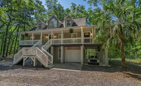 8609 Raccoon Island Rd, Edisto Island, SC 29438