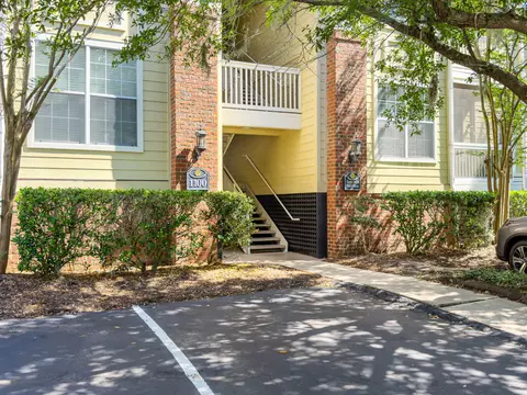 1600 Long Grove Dr #1127, Mount Pleasant, SC 29464