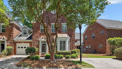 725 Natchez Cir, Mount Pleasant, SC 29464
