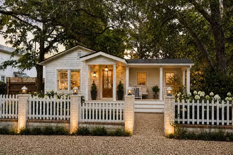 202 Greenwich St, Mount Pleasant, SC 29464