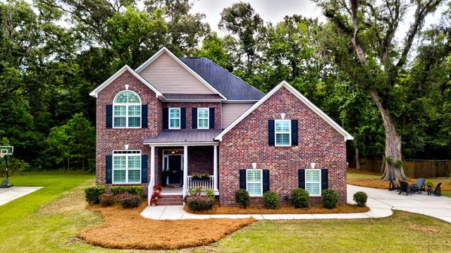 5551 Crescent View Dr, North Charleston, SC 29420