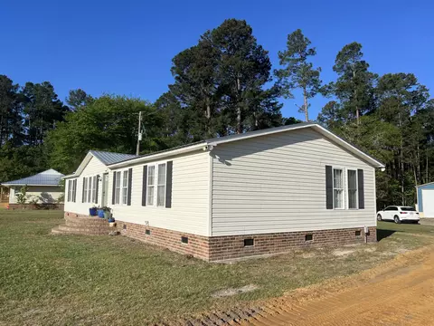 586 Scuffletown Rd, Ruffin, SC 29475 photo 5