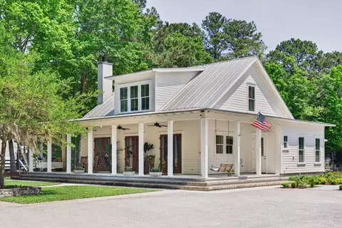 3425 Thunder Gulch Trl, Awendaw, SC 29429