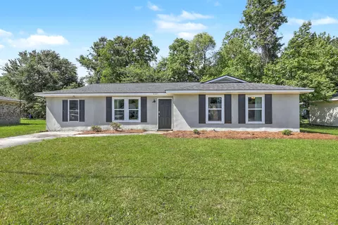 4421 Jenwood St, Ladson, SC 29456
