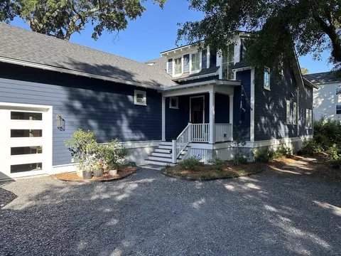 960 Mccants Dr, Mount Pleasant, SC 29464