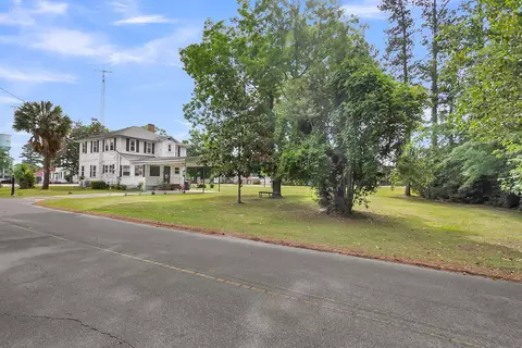 5539 Memorial Blvd, Saint George, SC 29477