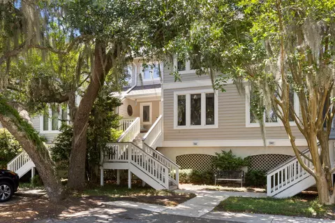 2464 Stono Watch Dr, Johns Island, SC 29455
