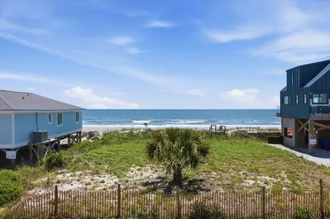 1567 E Ashley Ave, Folly Beach, SC 29439