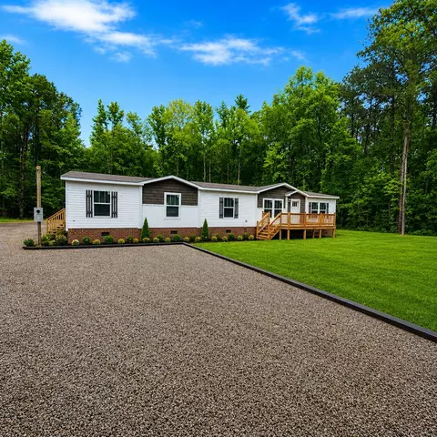 8590 Paxville Hwy, Manning, SC 29102