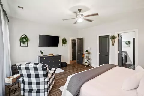 Bedroom - 115 Chancing Bye Ln, Huger, SC 29450 photo 3 of 7