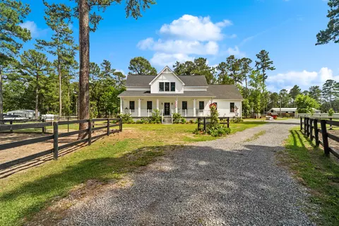 Exterior - 115 Chancing Bye Ln, Huger, SC 29450 photo 4 of 20