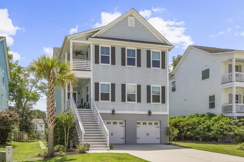 324 Morning Marsh Ln, Wando, SC 29492