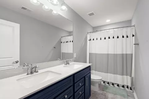 Bath - 422 Ambrose Dr, Summerville, SC 29486 photo 3 of 3