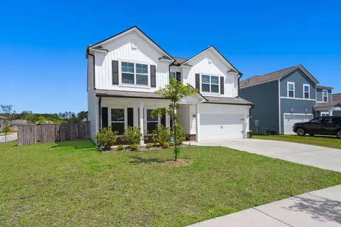 Exterior - 422 Ambrose Dr, Summerville, SC 29486 photo 3 of 9
