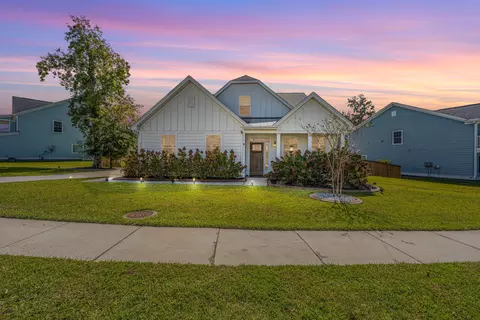 575 Pendleton Dr, Moncks Corner, SC 29461