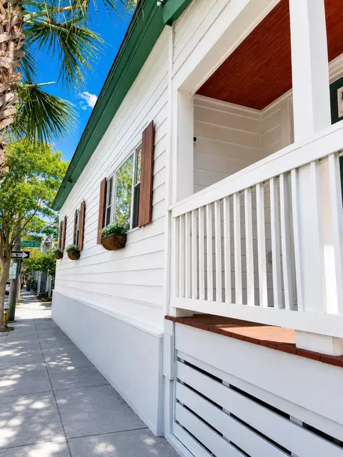 33 Sheppard St, Charleston, SC 29403