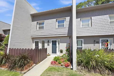 1004 Ventura Pl, Mount Pleasant, SC 29464