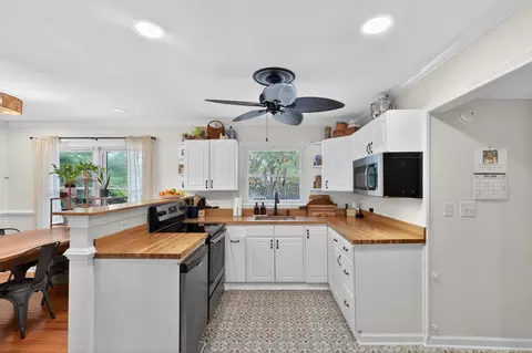 Kitchen - 206 N Winter St, Moncks Corner, SC 29461 photo 4 of 5