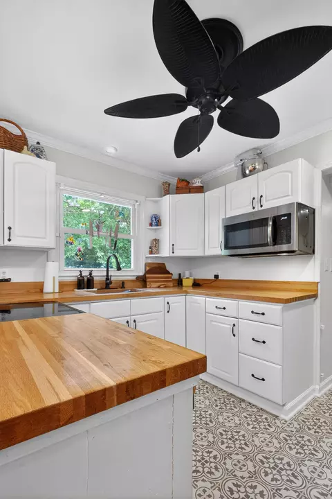 Kitchen - 206 N Winter St, Moncks Corner, SC 29461 photo 2 of 5