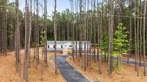 143 Bonanza Dr, Eutawville, SC 29048