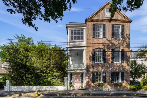 89 Ashley Ave, Charleston, SC 29401