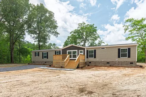 145 Bonanza Dr, Eutawville, SC 29048