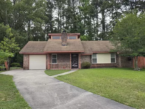 407 Hunt Ct, Goose Creek, SC 29445
