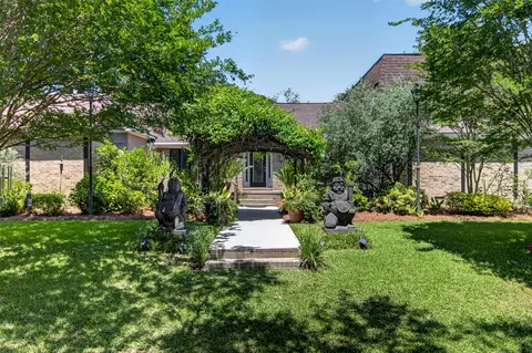 18 Old English Dr, Charleston, SC 29407