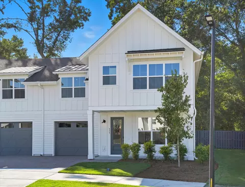 536 Hayes Park Blvd, Johns Island, SC 29455