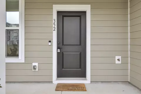 Entry Way - 352 Herty Park Dr, Moncks Corner, SC 29461 photo 2 of 11