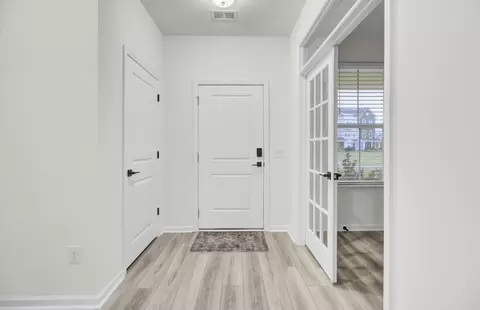 Entry Way - 352 Herty Park Dr, Moncks Corner, SC 29461 photo 4 of 11